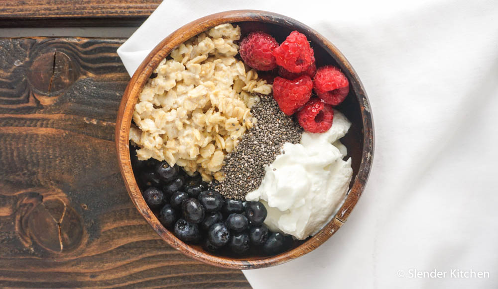 Cashew Milk Overnight Oats with Chia, Yogurt, and Berries - Slender Kitchen