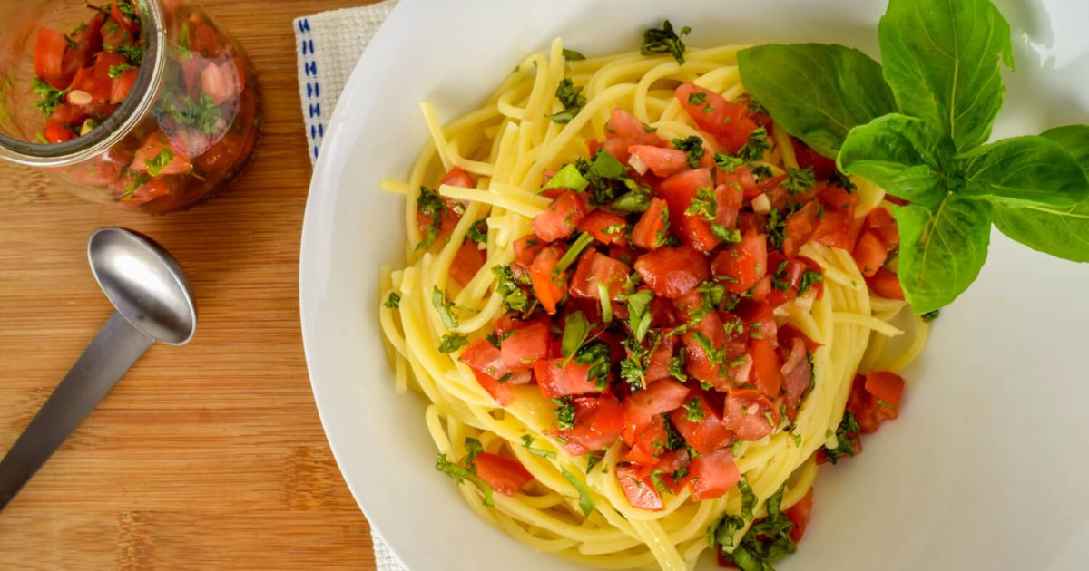 Pasta with Fresh No Cook Tomato Sauce Slender Kitchen