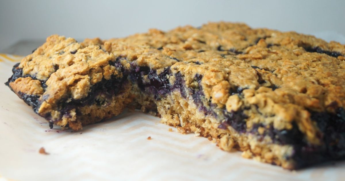 Roasted Blueberry Oat Bars Slender Kitchen