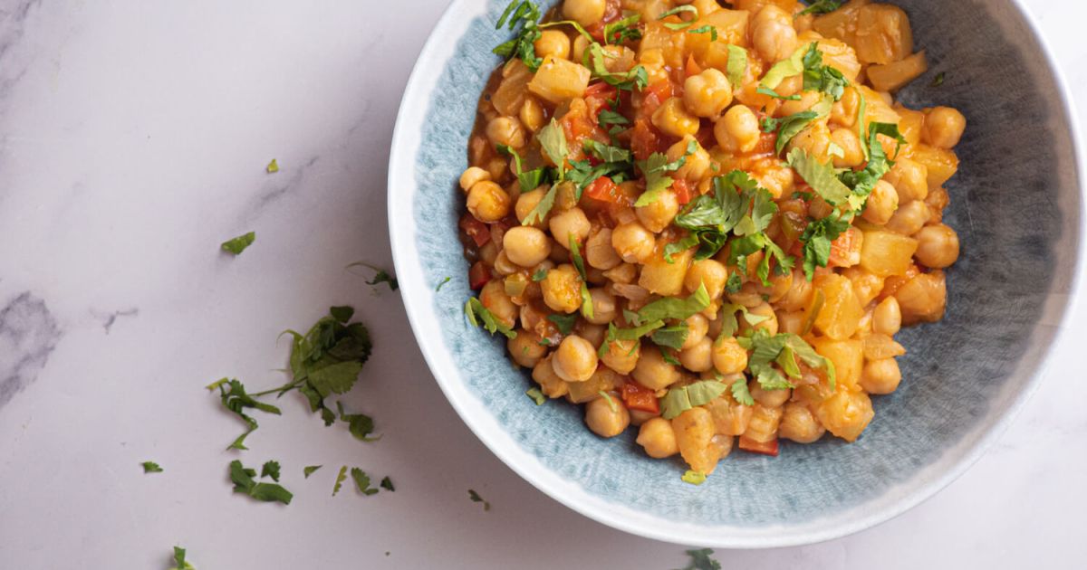 Slow Cooker Sweet and Sour Chickpeas with Pineapple Slender Kitchen