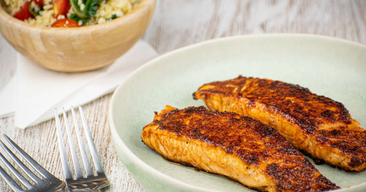 Sweet and Spicy Salmon - Slender Kitchen