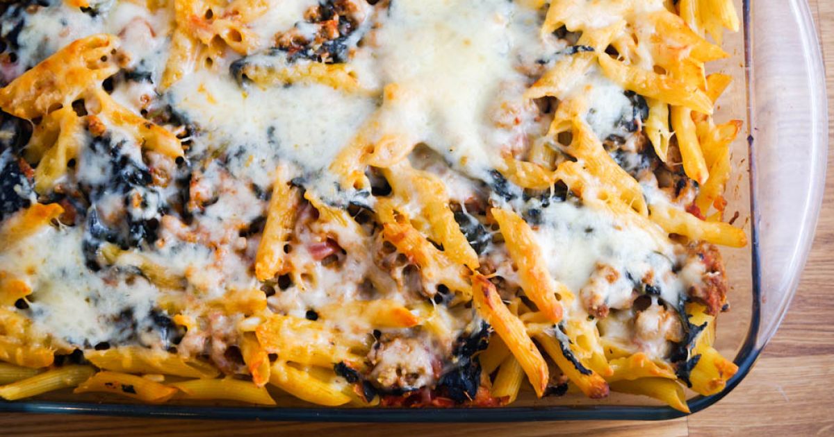 Baked Penne with Spinach and Tomatoes - Slender Kitchen