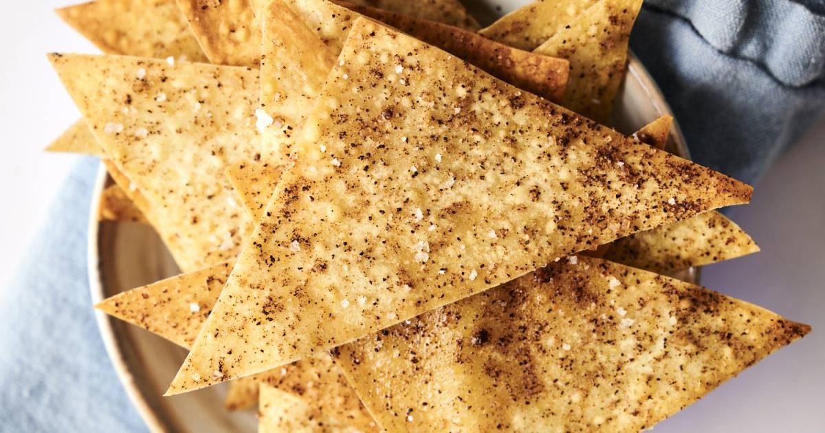 Baked Wonton Chips {Crispy, Crunchy & Totally Customizable} - Slender Kitchen
