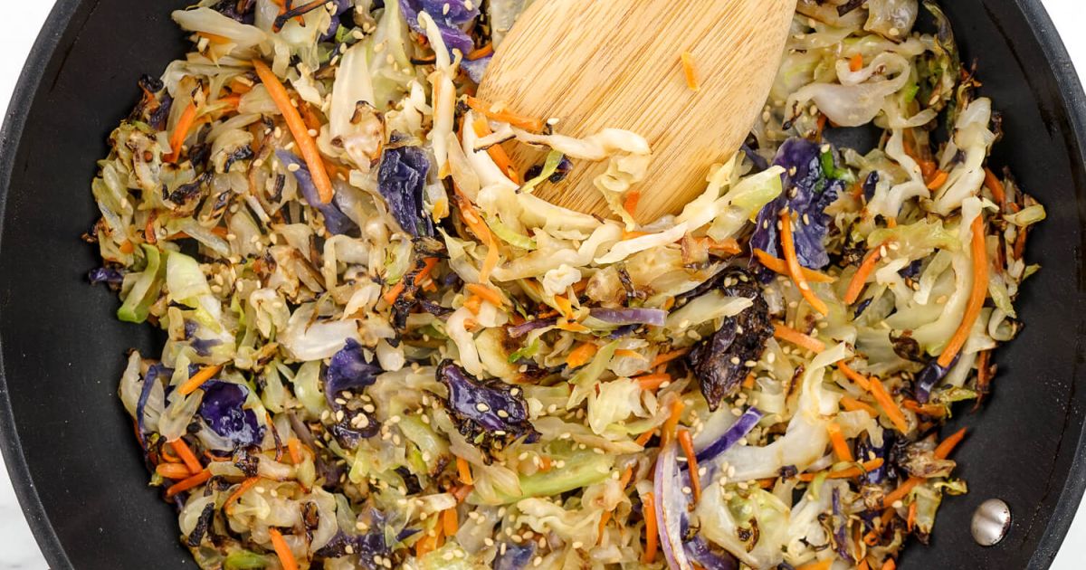 10 Minute Cabbage Stir Fry (Light and Healthy) - Slender Kitchen
