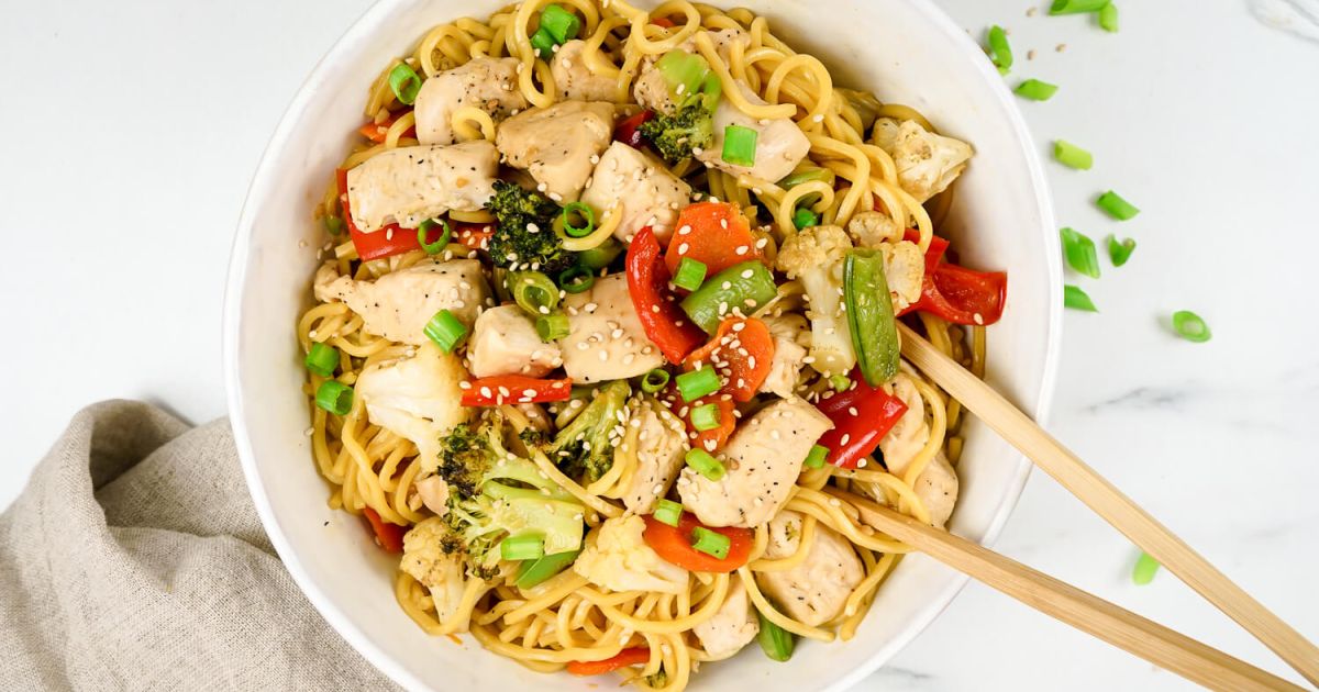Chicken Chow Mein - Slender Kitchen