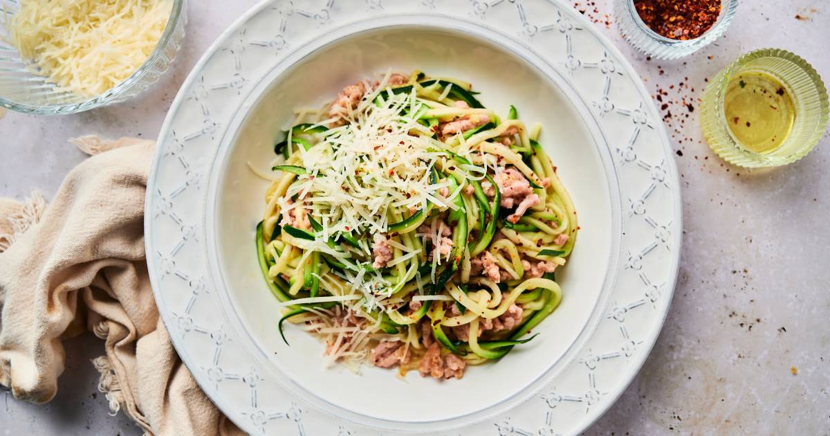 Garlic Parmesan Zucchini Noodles with Sausage Slender Kitchen