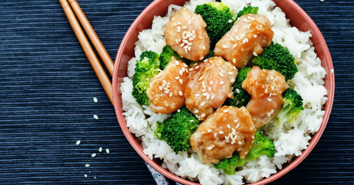 General Tso's Pork - Slender Kitchen
