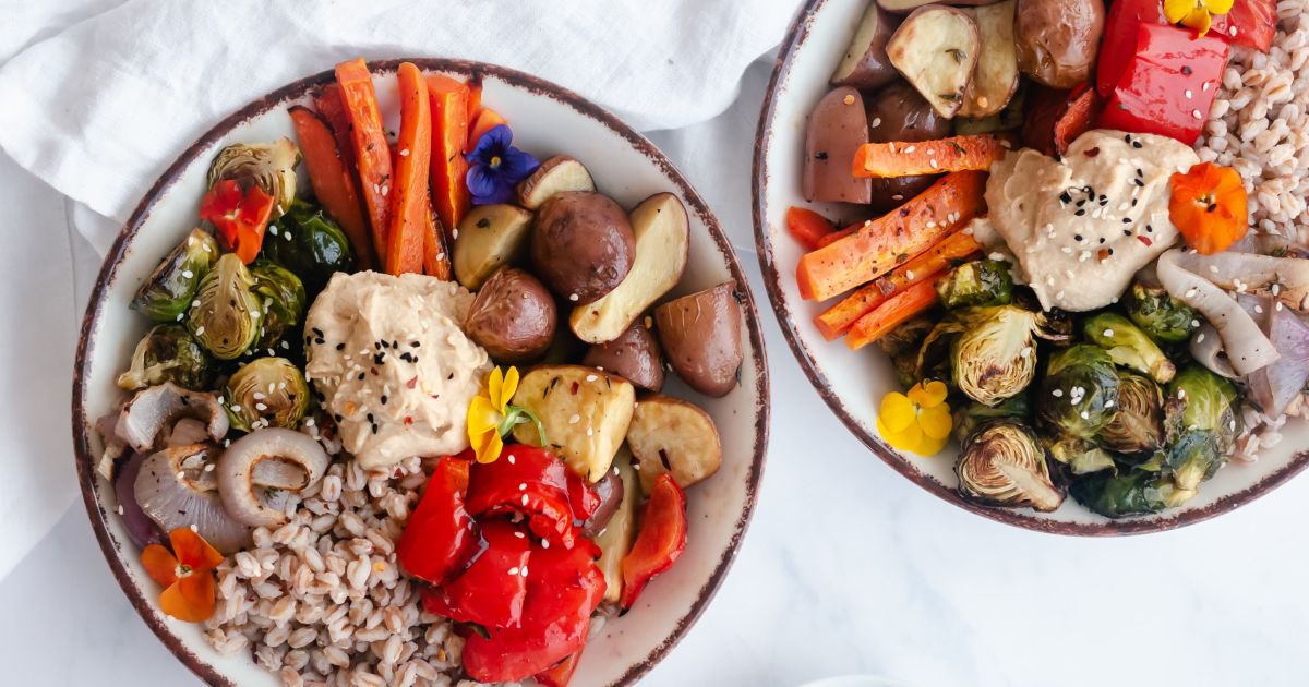 Roasted Vegetable Quinoa Meal Prep Bowls - Making Thyme for Health