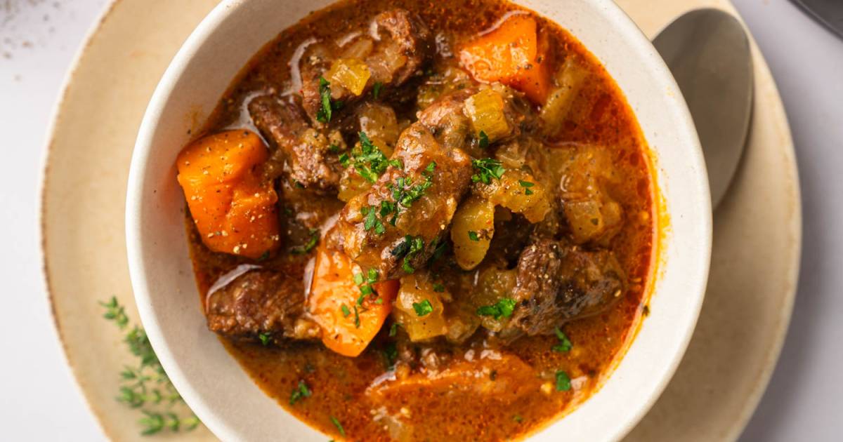 Healthy Instant Pot Beef Stew (or Slow Cooker)