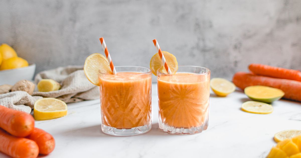 Refreshing Carrot Ginger Smoothie