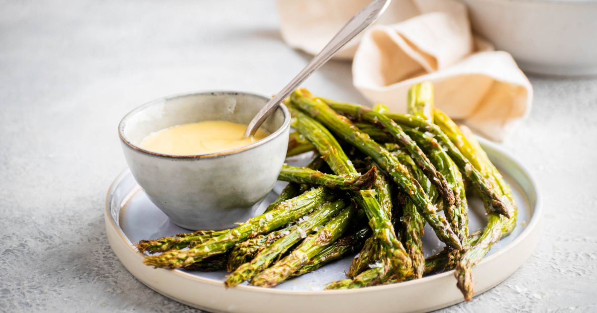 Simple Roasted Asparagus - Slender Kitchen