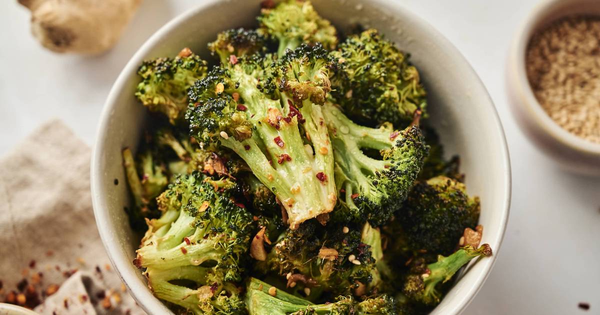 Sesame Broccoli - Slender Kitchen