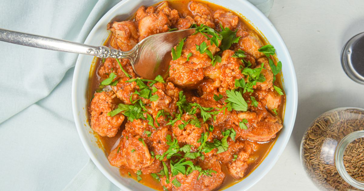 Slow Cooker Chicken and Cauliflower Tikka Masala - Slender Kitchen