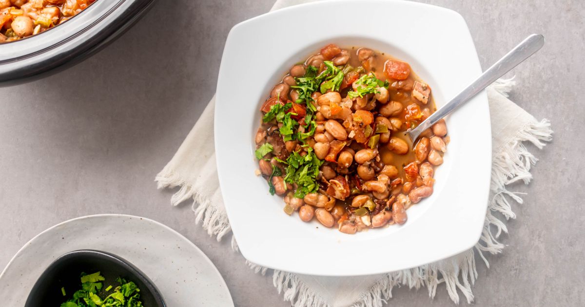 Slow Cooker Charro Beans (Frijoles Charros) - Slender Kitchen