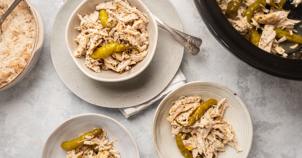 Slow Cooker Pepperoncini Chicken - Slender Kitchen