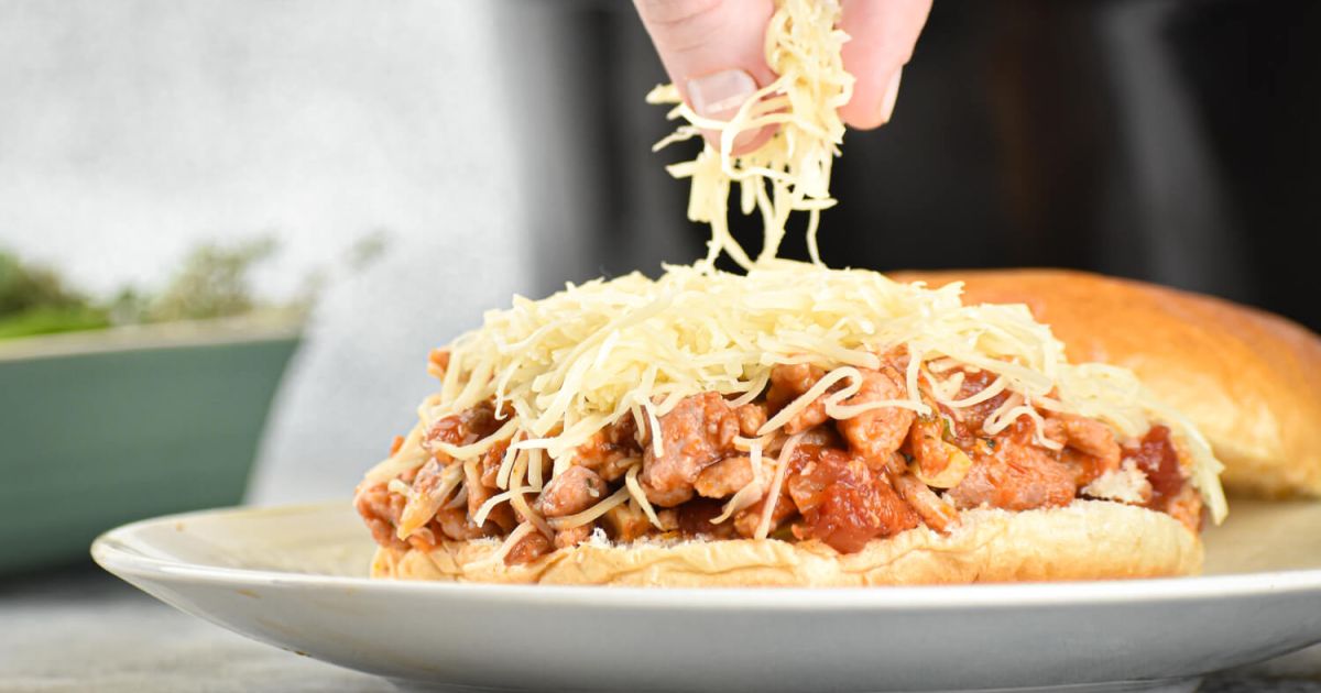 Slow Cooker Tuscan Turkey Sloppy Joes - Slender Kitchen