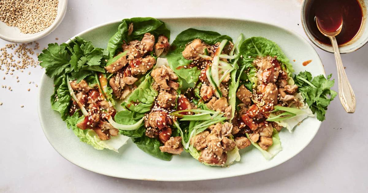 Slow Cooker Korean Chicken (10 Minute Prep!)