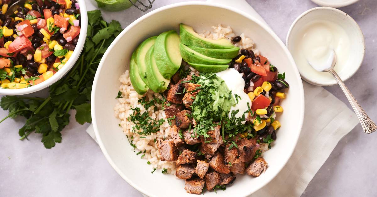Southwest Steak Bowls (30 Minute Meal!) - Slender Kitchen