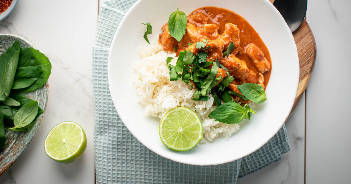 Thai Red Coconut Curry with Chicken - Slender Kitchen