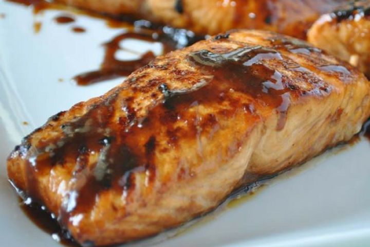 Five Ingredient Glazed Salmon