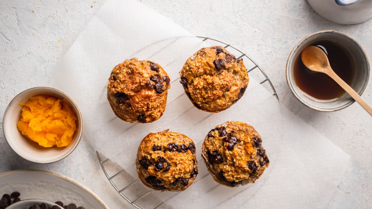 Pumpkin Chocolate Chip Oatmeal Muffins-image