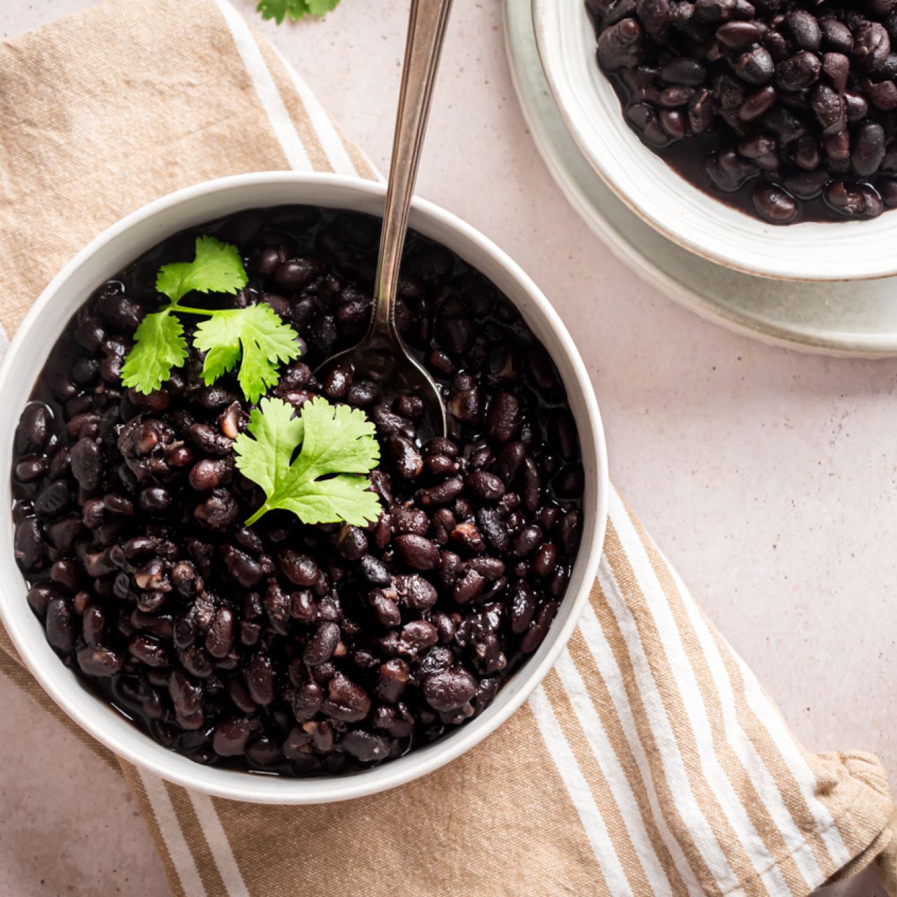 The BEST Slow Cooker Black Beans - The Natural Nurturer