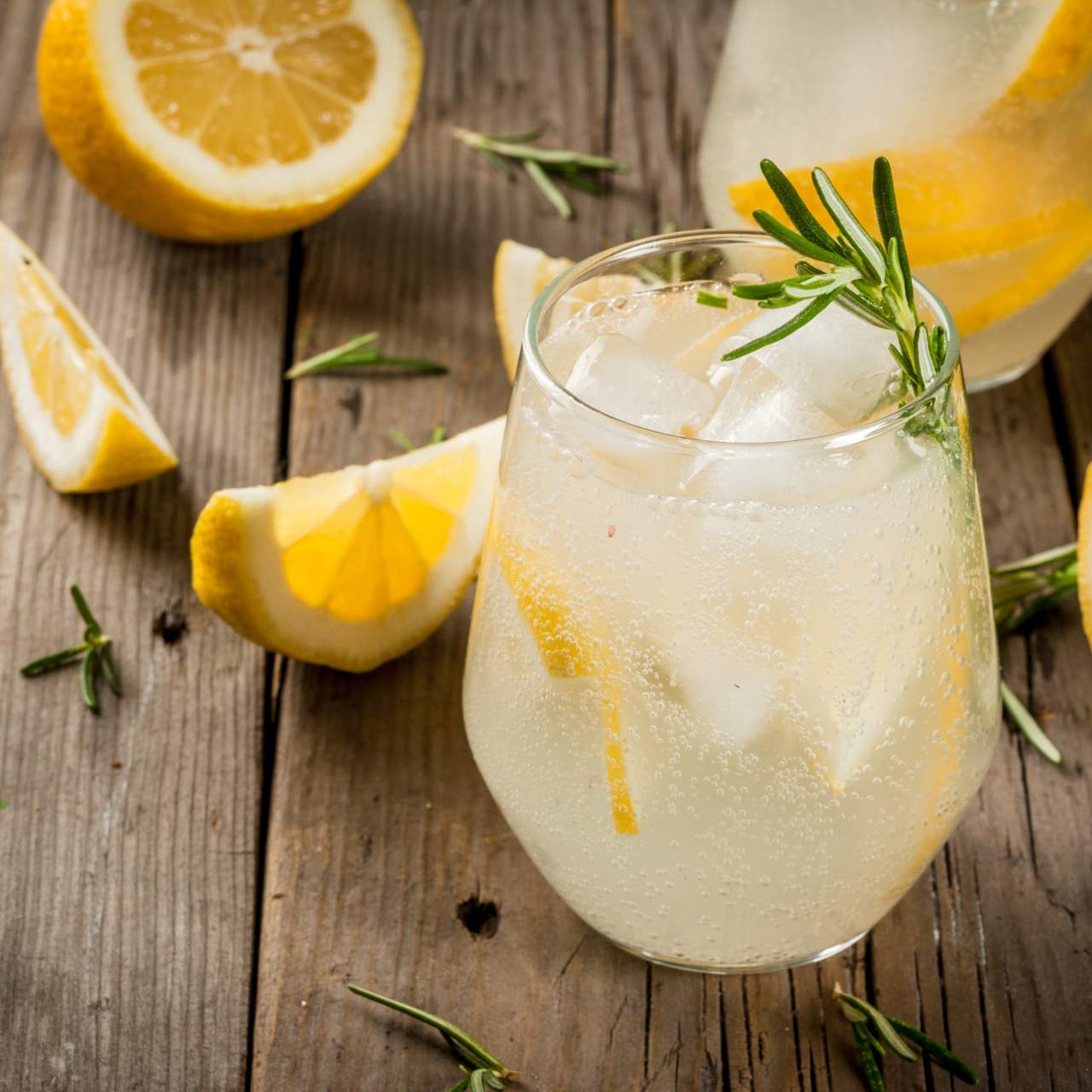 Classic White Wine Spritzer