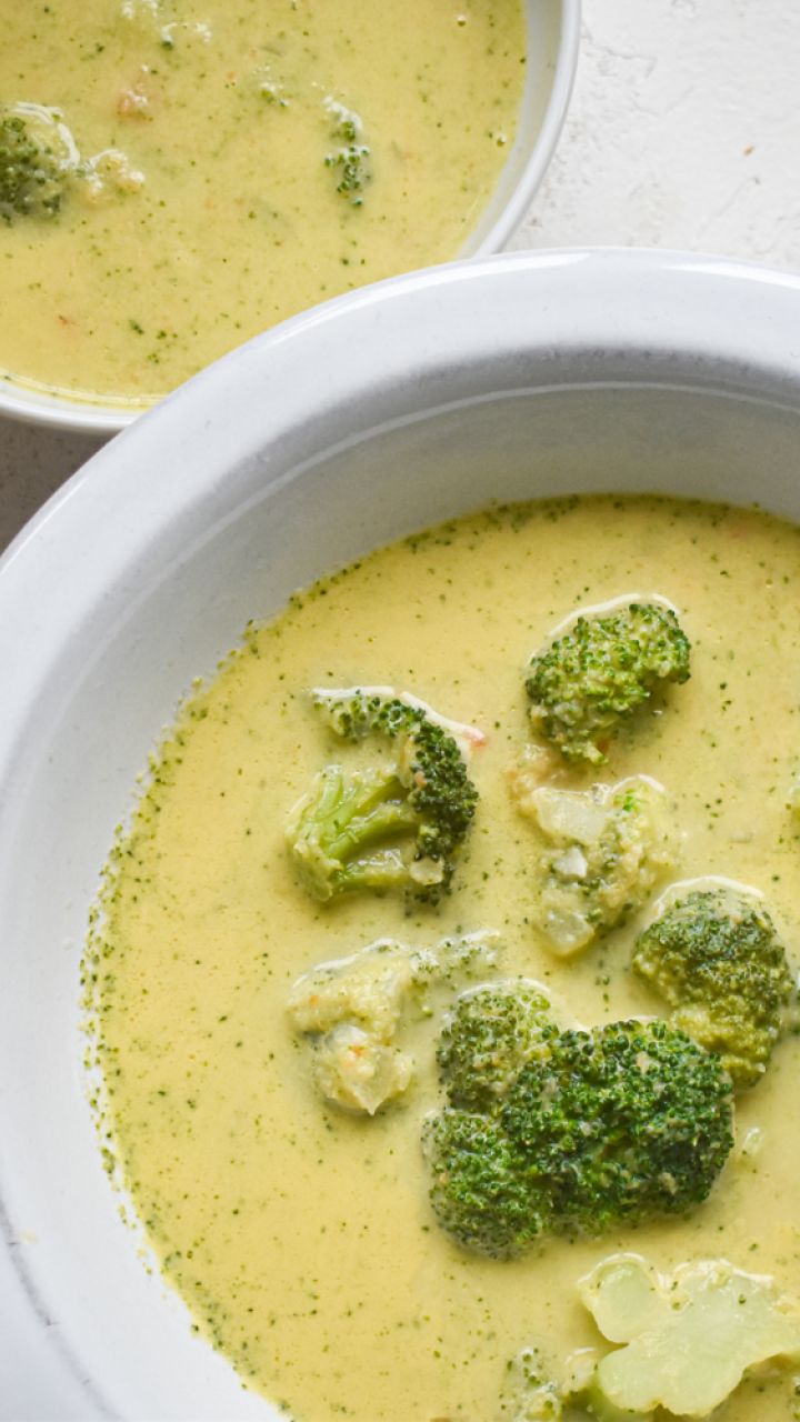 Healthy Broccoli Cheese Soup